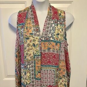 Floral & Ivy Blouse Plus Sz 2X Bold Colors Floral Sleeveless Side Slits Boho Hip